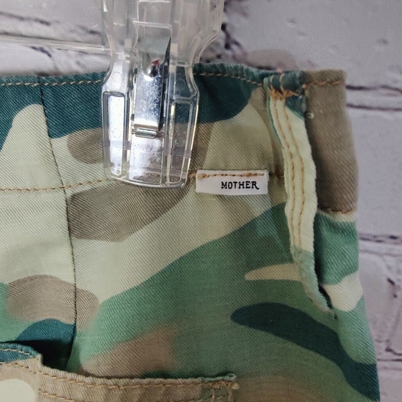 MOTHER Denim The Shaker Chop Crop Blue Green Camo Pants NWT Size 28 $218 - Picture 9 of 13